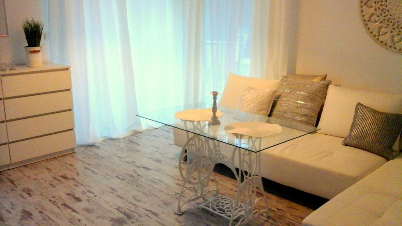 Apartament Lesny Dziwnowek Exterior photo
